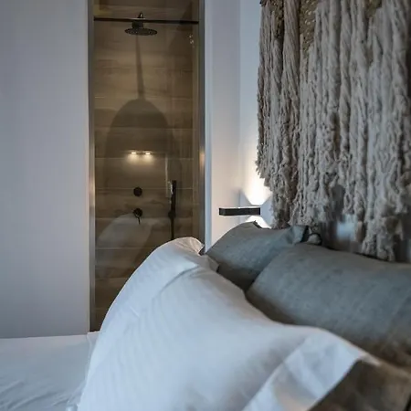 Vivere Luxury Pera Gyalos