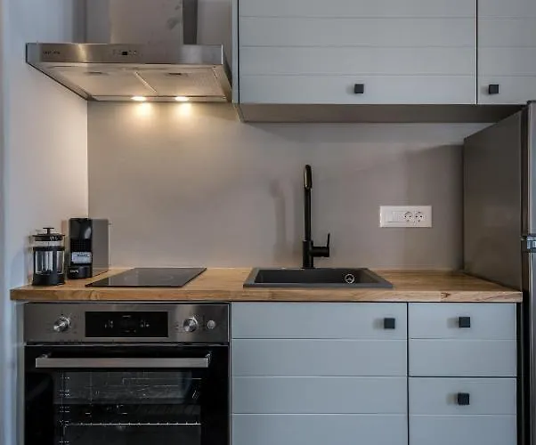 Apartamento Vivere Luxury Pera Gyalos