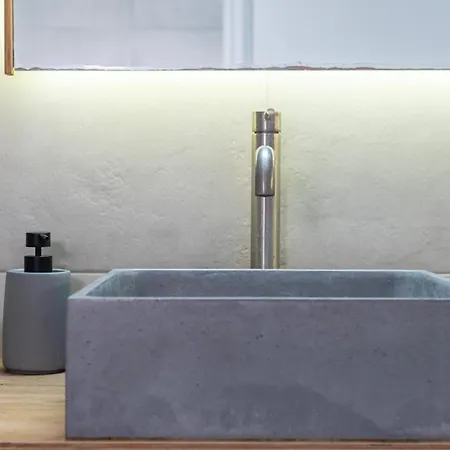Daire Vivere Luxury Pera Gyalos